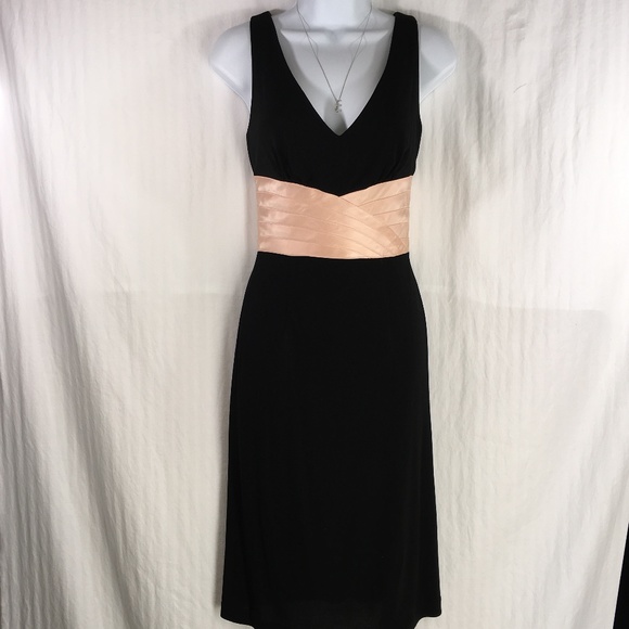 Kay Unger Dresses & Skirts - Kay Unger NY sz 2 ( beautiful and excellent cond!) Kay Unger Dresses & Skirts - Kay Unger NY sz 2 ( beautiful and excellent cond!)